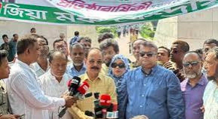 None to be allowed to halt advancement of democracy: Gayeshwar